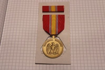 Medal - NATIONAL DEFENSE z baretką
