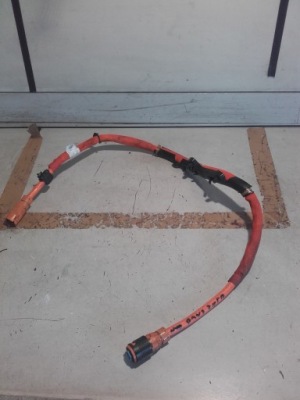 Bmw 3 f30 шланг wysokiego напряжения 6824109 330e фото №1