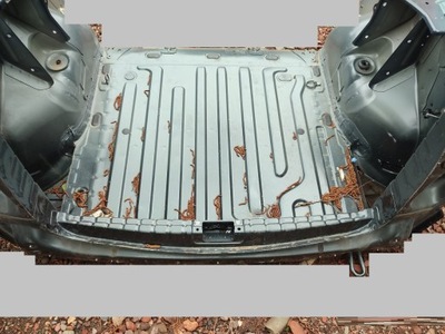 Dacia duster i 2014 pas задний пол багажника фото №1