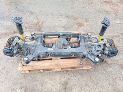 Alfa romeo giulia 2.2jtd kpl задня підвіска балка амортизатори важелі фото №1