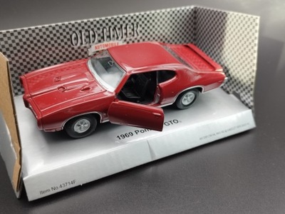 Skala ok.1:34-39 Pontieac GTO 1969 model