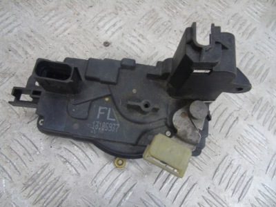 Замок дверь 13105937 opel фото №1