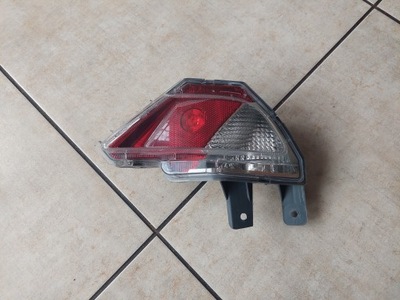 Лампа права - toyota rav4 iv - lift - 15-18 фото №1