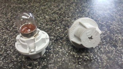 PIEZA INSERTADA FAROS PARTE TRASERA SEAT ALTEA TOLEDO 3 5P0945257A  