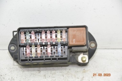 Jaguar xj x300 - коробка предохранителей lna2800kb фото №1