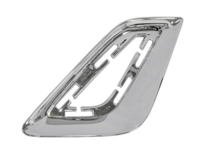 Mitsubishi outlander 2019- накладка бампера права фото №1