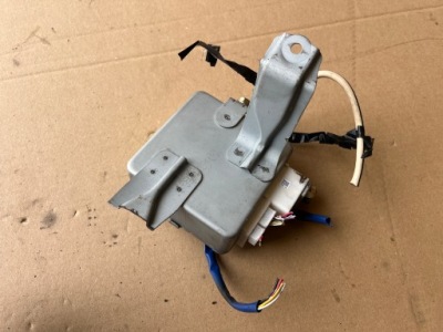 Блок управления модуль усилителя toyota avensis t25 2003-2006 фото №1