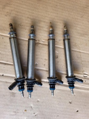 Форсунка mercedes w205 2.0 cgi a2780700687 фото №1