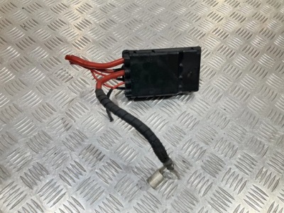 Клемма распределитель тока bmw 2 f44 1.5 i 6822570 фото №1