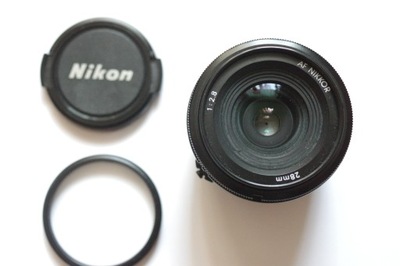 Nikon Nikkor 28 mm 2.8 Obiektyw