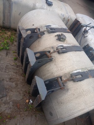 Бак топлива + лапы volvo ptemium фото №1