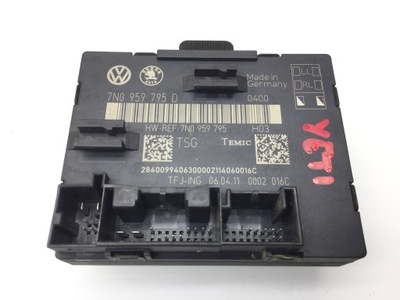 Skoda yeti блок керування модуль двері задня фото №1