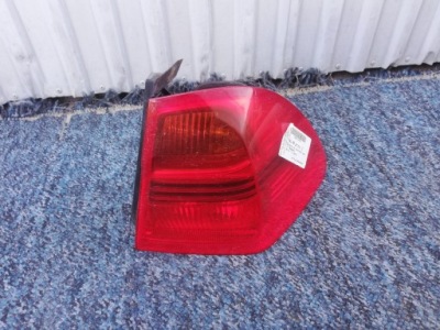 Bmw 3 e91 kombi 04-07 лампа права задня 7160062 фото №1
