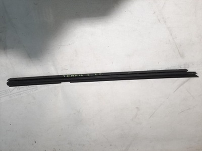 Renault trafic iii 1.6 dci 2014- молдинг ущільнювач внутрішня лівий перед фото №1