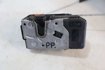 Замок правий перед двері opel meriva a фото №1