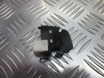 Перемикач скло правий перед toyota yaris i фото №1