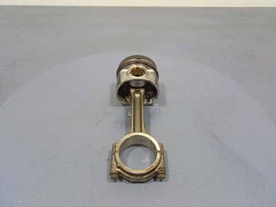 Superb iii passat b8 2.0 tdi поршень шатун 81l155 1 szt фото №1