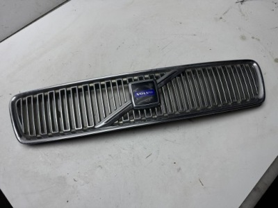 Решітка радіатора решітка радіатора радіатора volvo v40 s40 i фото №1