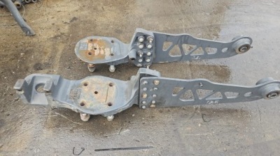 Кронштейн ліве основа подушок перед low кришка volvo fh 4 renault gama t фото №1