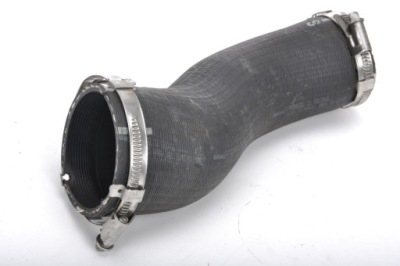 Mercedes amg gt c190 4.0 труба інтеркулер a1780900782 фото №1