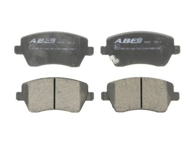 KLOCEK BRAKE SET FRONT (WITH AKUSTYCZNYM SENSOR ZUZYCIA) NISSAN  