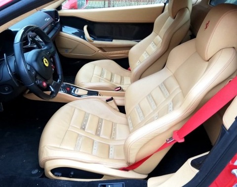 SEATS FERRARI 458 ITALIA LIGHT COLOR PERFECT  