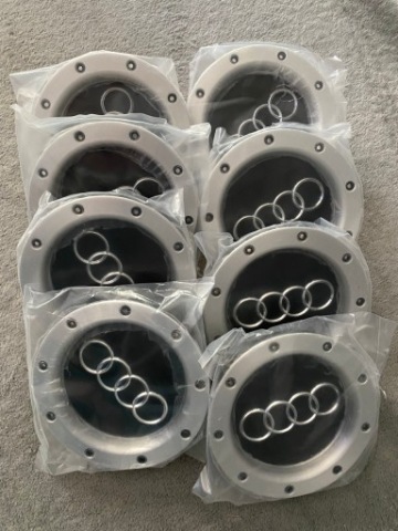 КОВПАЧКИ AUDI 146MM ЧОРНІ 8D0601165K НОВЕ КОВПАК 