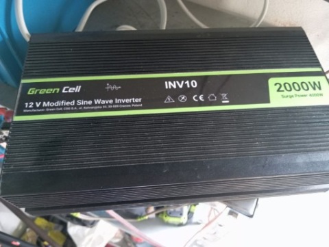 ПЕРЕТВОРЮВАЧ АВТОМОБІЛЬНА НАПРУГИ GREEN CELL 12V NA 230V 2000W/4000W 
