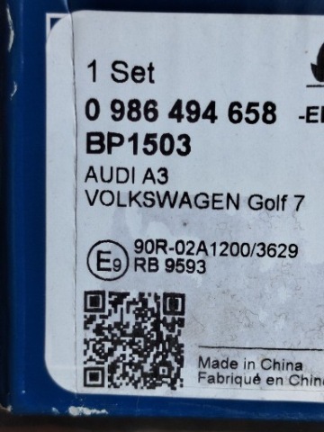 BOSCH КОЛОДКИ ГАЛЬМІВНЕ VOLKSWAGEN 7 AUDI A3 