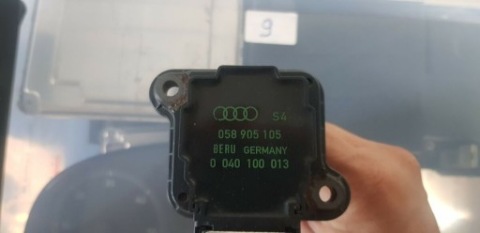 КОТУШКОЮ 1,8T 2.7BITURBO 0040100013 058905105 BERU 