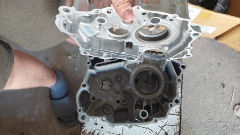 КАРТЕР 2 POLOWKI 250CC 