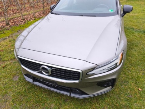 VOLVO S60 3 V60 II КАПОТ 727 