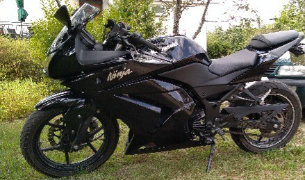 KAWASAKI NINJA 250R ГОД PRODUKCJI 2011