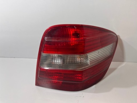 ФАРА ПРАВА ЗАД ЗАДНЯ MERCEDES ML W164 