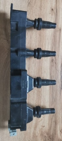 КОТУШКОЮ ЗАПАЛЮВАННЯ ДЛЯ TU5JP4 CITROEN PEUGEOT MG-28174 