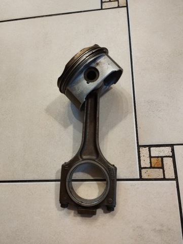 PISTON CONNECTING ROD PORSCHE CAYENNE 4,5 V8  