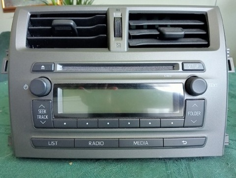 RADIO TOYOTA VERSO S/SUBARU TREZIA  