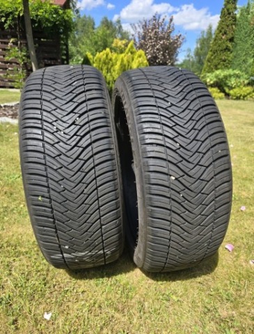2x Triangle SeasonX 215/50 R18 92W całoroczne 7-8 mm DOT 2621