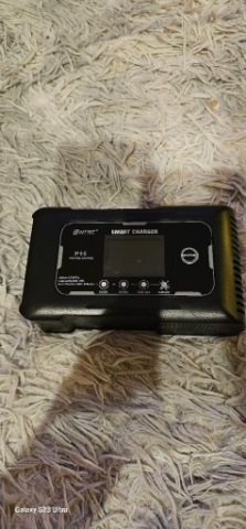ЗАРЯДНИЙ ПРИСТРІЙ MIKROPROCESOROWA SMART 15A 12/24V 