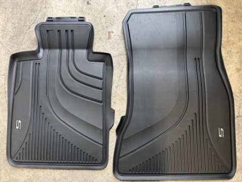 КИЛИМКИ РЕЗИНА ПЕРІД BMW СЕРІЯ 5 G30 G31 F90 2414218 