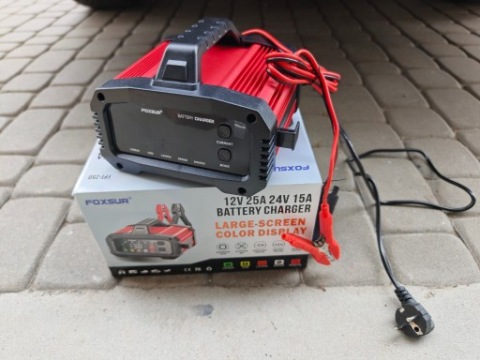ЗАРЯДНИЙ ПРИСТРІЙ АВТОМАТИЧНИЙ 12V 25A / 24V 15A Z ФУНКЦIЯ ПІДСИЛЮВАЧА ПУСКОВИЙ / ПРИКУРЮВАЧ 