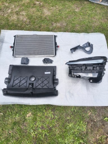 TESLA 3 Y JUNIPER ЗАВІСА КАПОТУ КЕРМО ПОВІТРЯ РАДІАТОР 1559787-00-A 