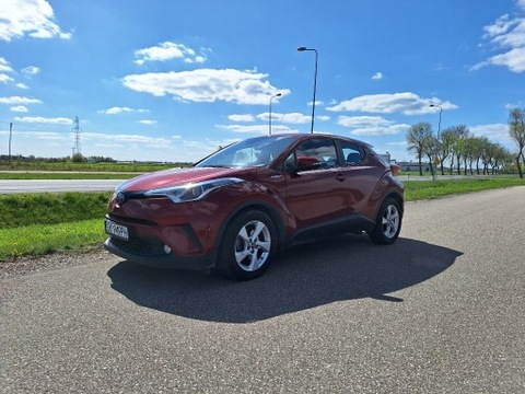 TOYOTA CHR 1,8 ГИБРИД 118KM 2018 R