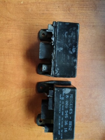 2 X РЕЛЕ СВІЧОК РОЗЖАРЮВАННЯ P/N 0005453616 