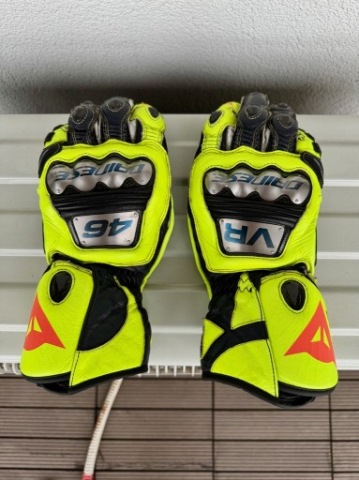 DAINESE ПОВНИЙ МЕТАЛ 6 REPLICA VR46 РОЗМІР L VALENTINO ROSSI 