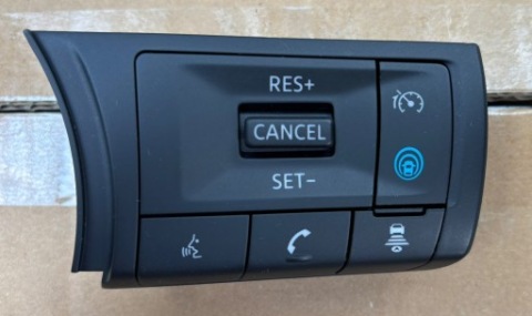 КНОПКА MULTIFUNKCJI КЕРМА NISSAN QASHQAI J12 
