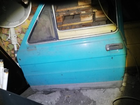 ДВЕРІ ЛІВЕ FIAT 126P 