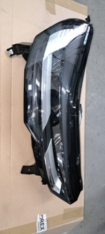 ФАРА ПЕРІД ПРАВА RENAULT CAPTUR LL РЕСТАЙЛ ,SYMBIOZ 260100091R 