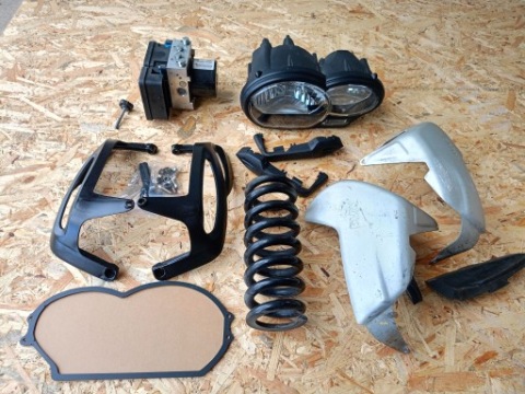 BMW GS 1200 ADV LC K25 ЗАПЧАСТИНИ ФАРА КРИШКИ ABS SPEZYNA 