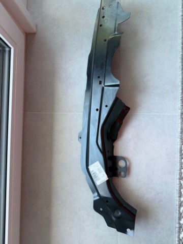 НАКЛАДКА КРІПЛЕННЯ КРИЛА ПРАВА AUDI A4 B9 A5 F5 8W0805308D 